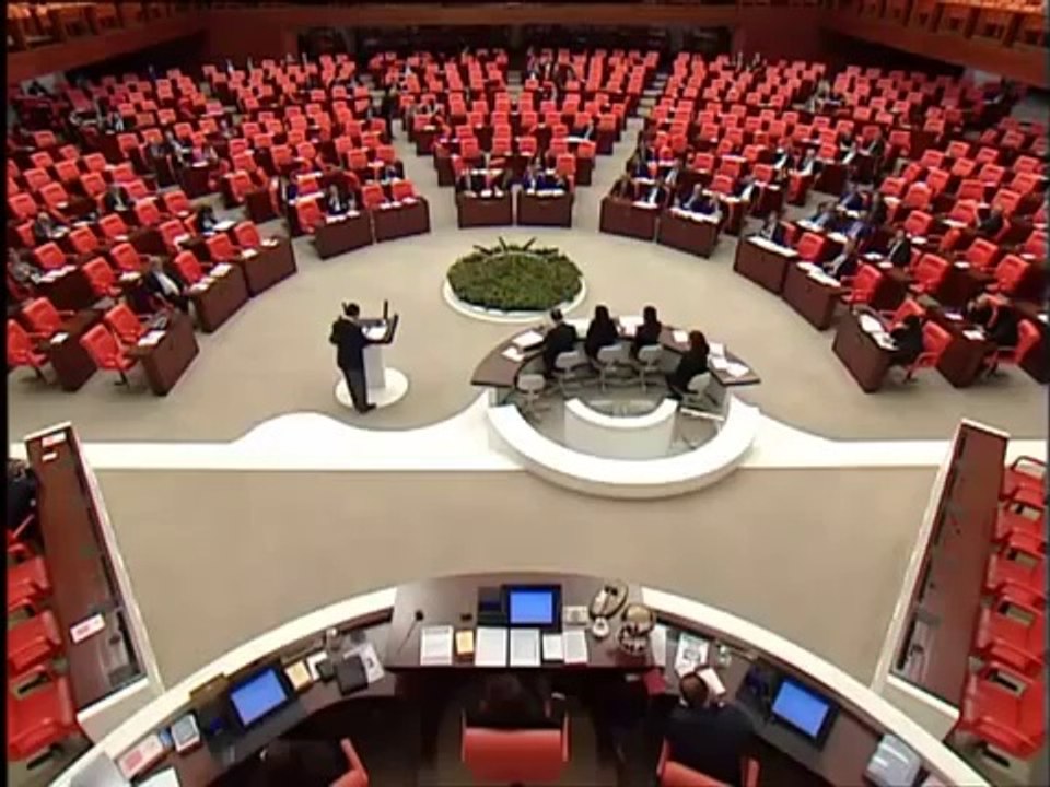 CHP'li Özgür Özel Soma'daki Maden Ocakları Konuşması