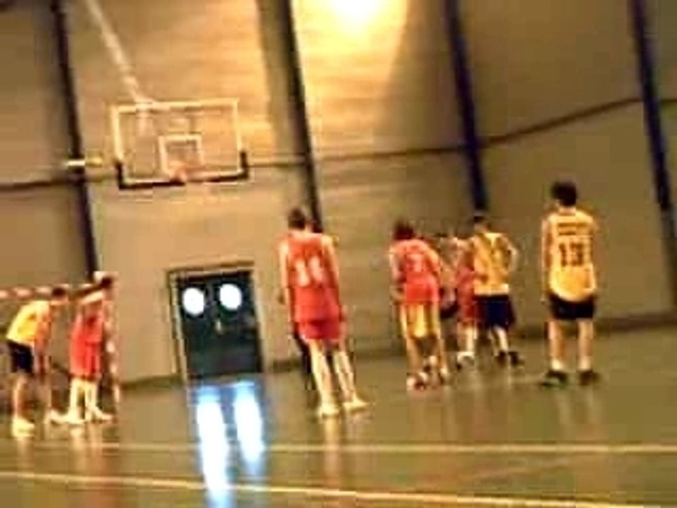 Basket cadet coupe 33