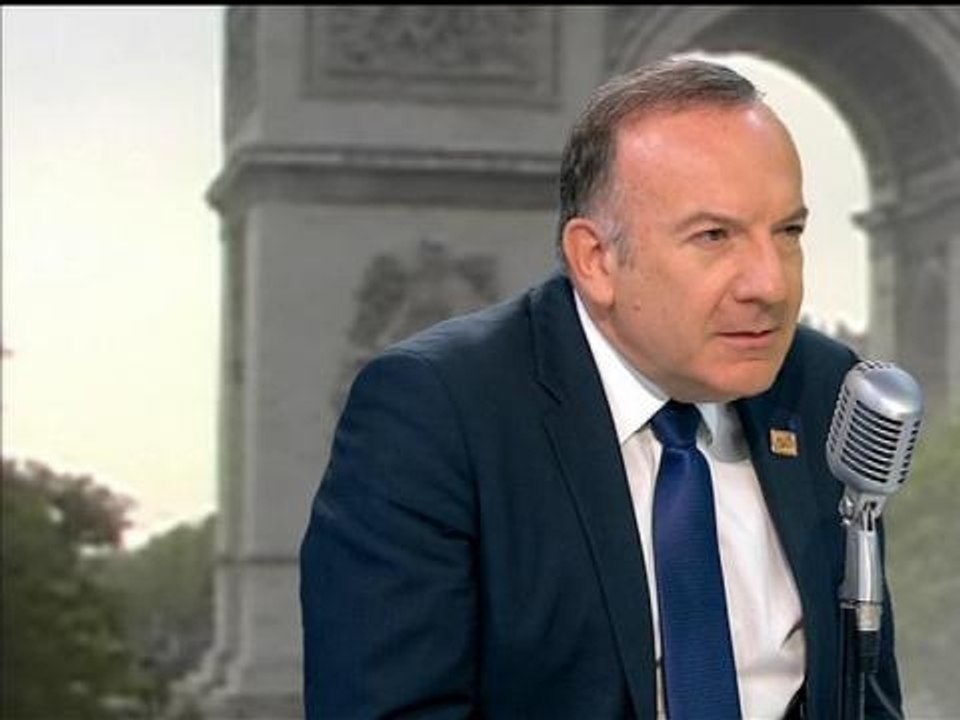 Gattaz: "appelle les salaires fixes à une modération salariale" - 14/05