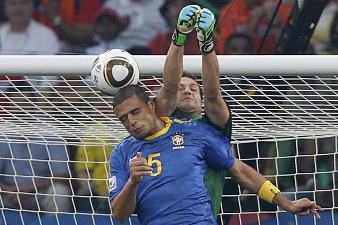 Top 10 Most Stupid Goals, Soccer stupid goal, fastest goal