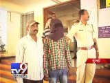 Fake Tantrik held for raping women, Mumbai - Tv9 Gujarati