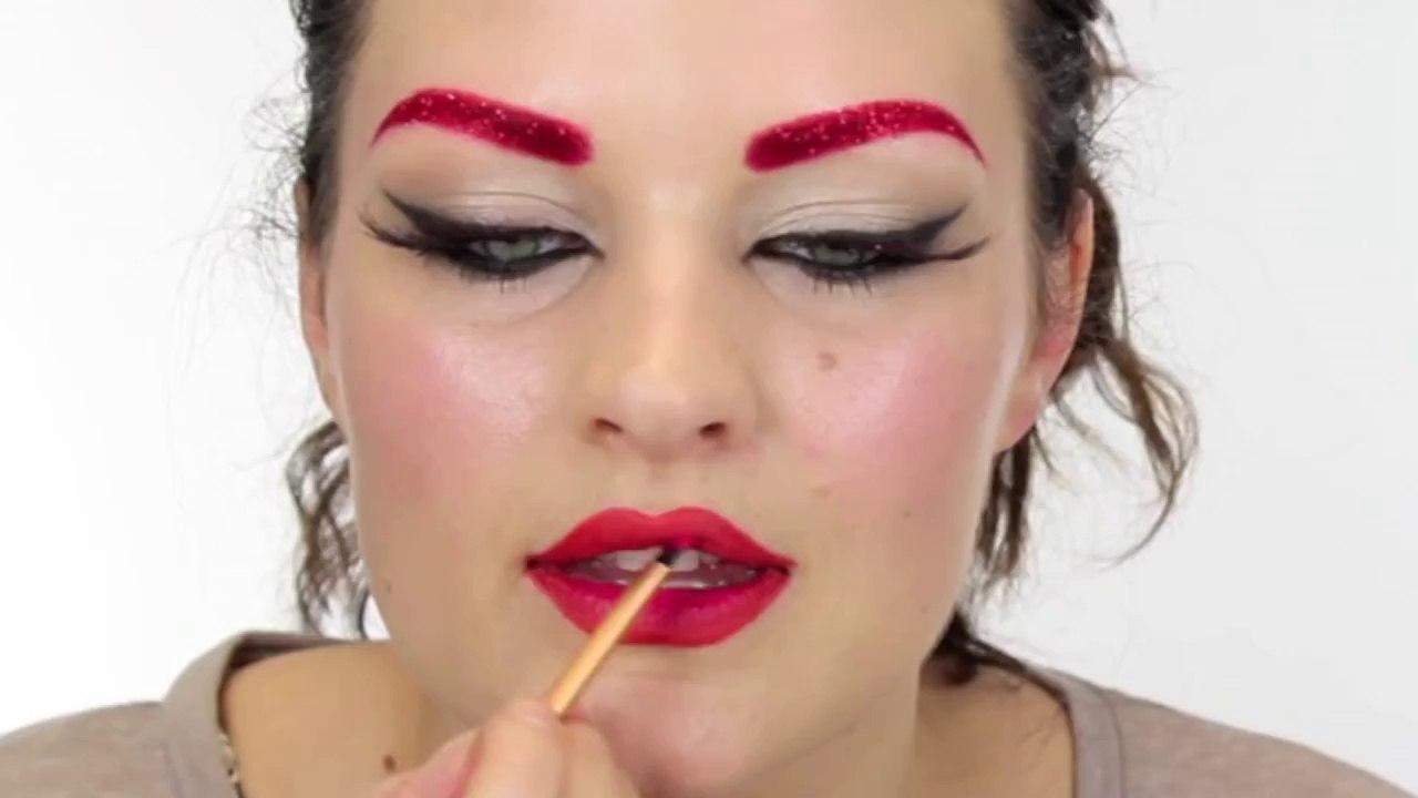 SUPERHERO DOLL MAKE-UP TUTORIAL