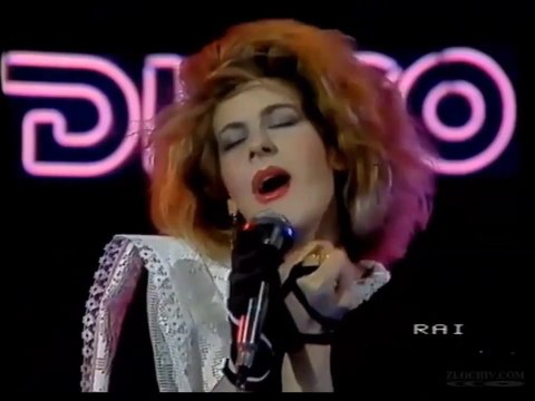 GET CLOSER-valerie dore