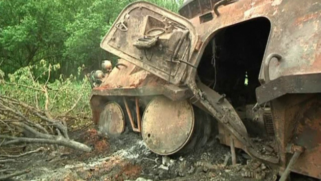 Satellite images 'show' Russian forces near Ukraine border