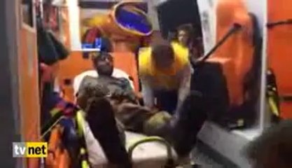 Somalı Madenci- Çizmelerimi çıkarayım sedye kirlenmesin