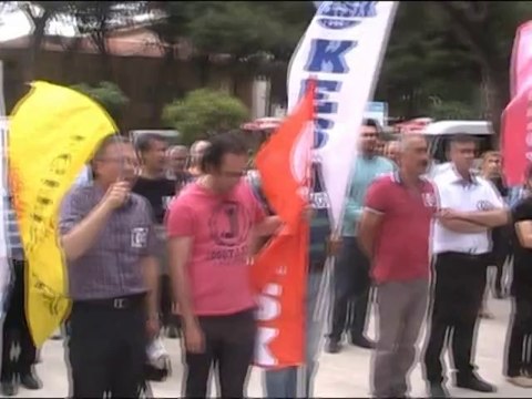 Tire'de iki sendika somada yaşanan Maden faciasını protesto etti