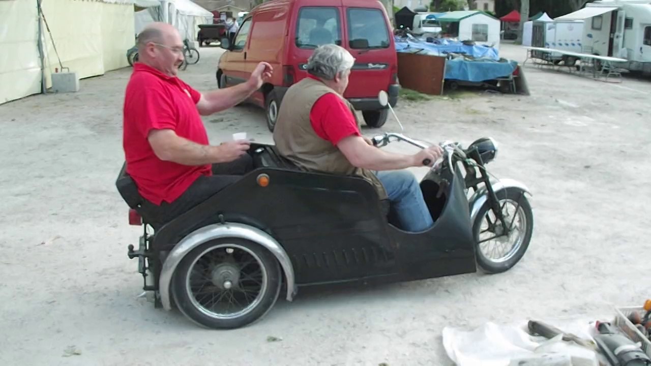 Cruauté aux petits tricycles. TrocAZA 2014