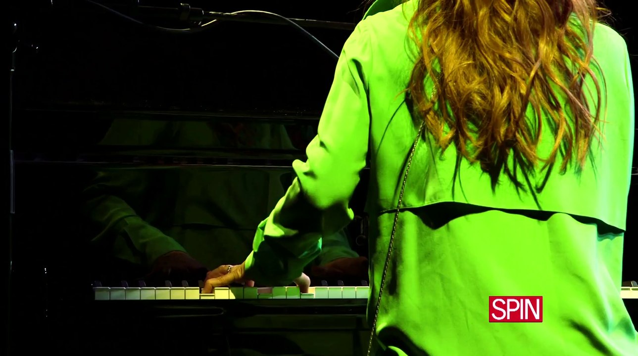 Tori Amos - Trouble's Lament (SPIN Sessions)