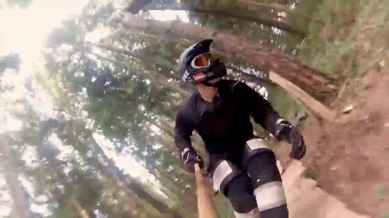 Session de ROLLER dans la foret : dingue!