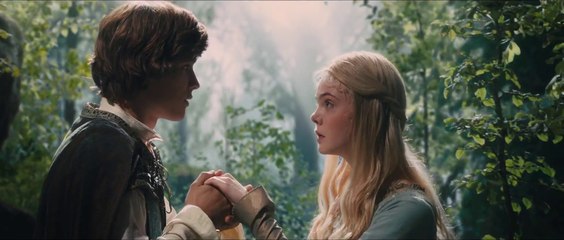 Maleficent - Featurette "Light and Dark" [VO|HD1080p]