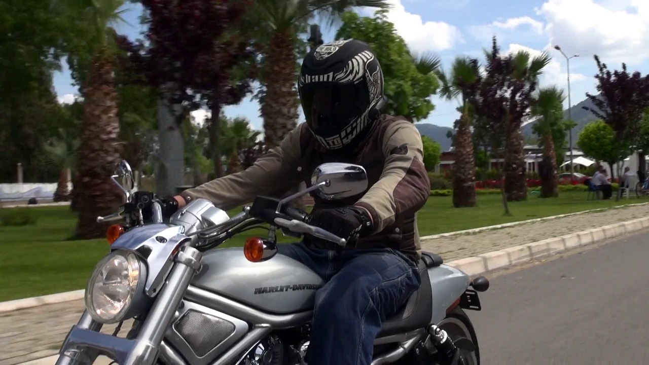 Harley-Davidson Vrod TEASER