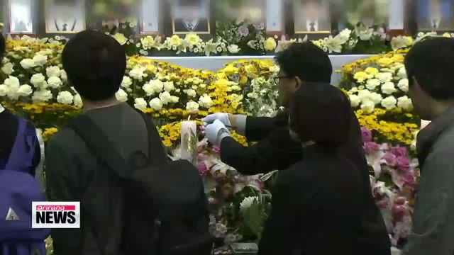 Schools opt to spend Teachers' Day remember Sewol-ho ferry victims