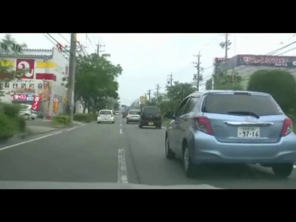 チョン暴力システムのシバキ隊モドキが、腕の入墨を外に見せ妨害威嚇逃走したが_140514_草莽愛知