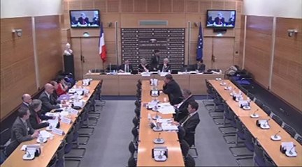 Table ronde réunissant les administrations          - Mardi 29 Janvier 2013