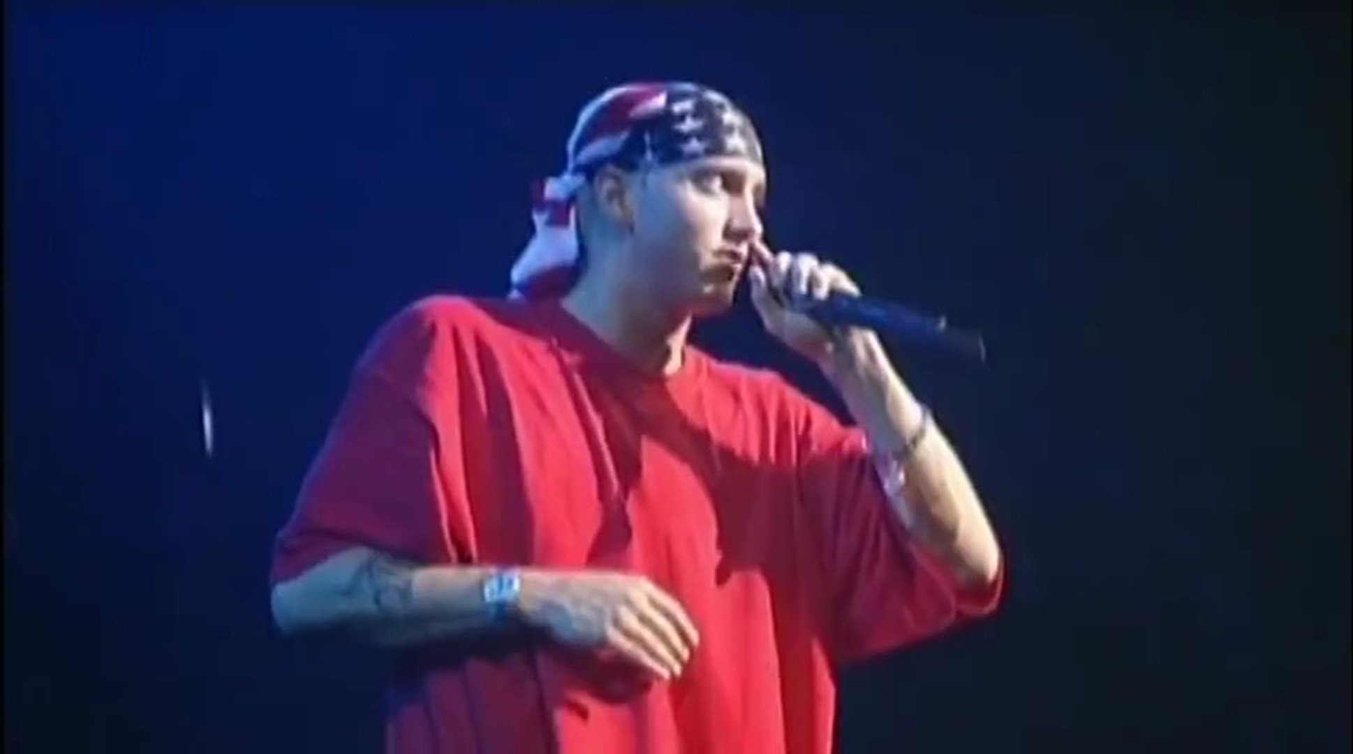 ⁣Eminem - Stan (Live)