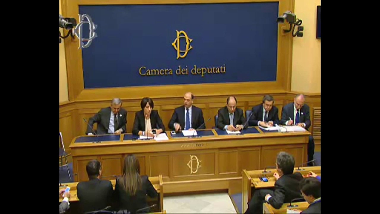 Roma - Partite IVA - Conferenza stampa di Nunzia De Girolamo e Barbara Saltamartini (13.05.14)