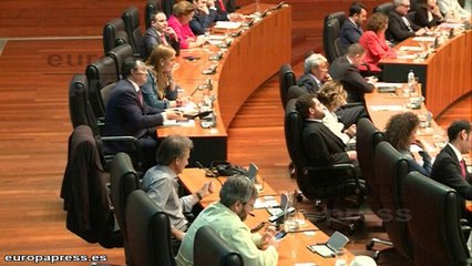 La moción de censura de Vara es rechazada