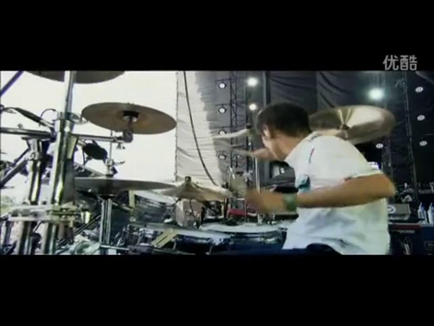 スピッツ涙がキラリ1995 動画 Dailymotion
