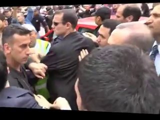 Başbakan Somada Vatandaşa Yumruk Attı İddiası