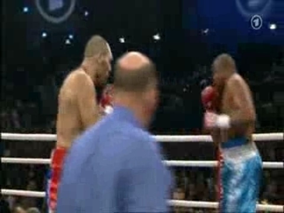 Nikolai Valuev Vs Jamal McCline