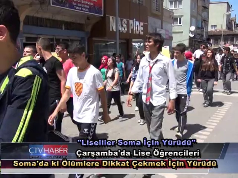Çarşamba'da Lise Öğrencileri,Soma'da ki Ölümlere Dikkat Çekmek İçin Yürüdü