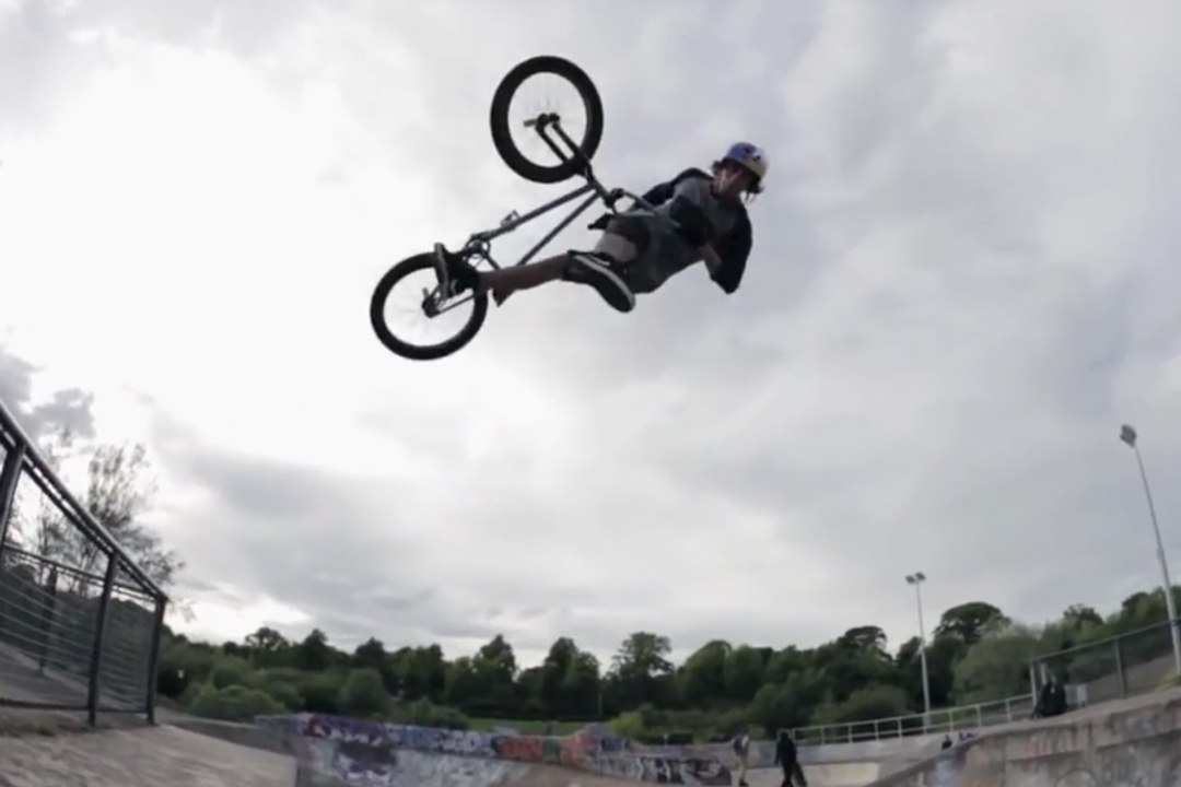 DIG BMX presents Kriss Kyle DIG DEEP - BMX