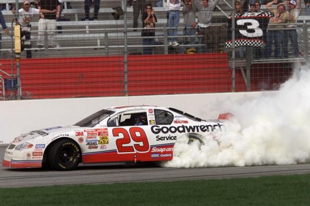 Nascar - First Turn Best Rookie Seasons - No. 5 Kevin Harvick - Motorsport