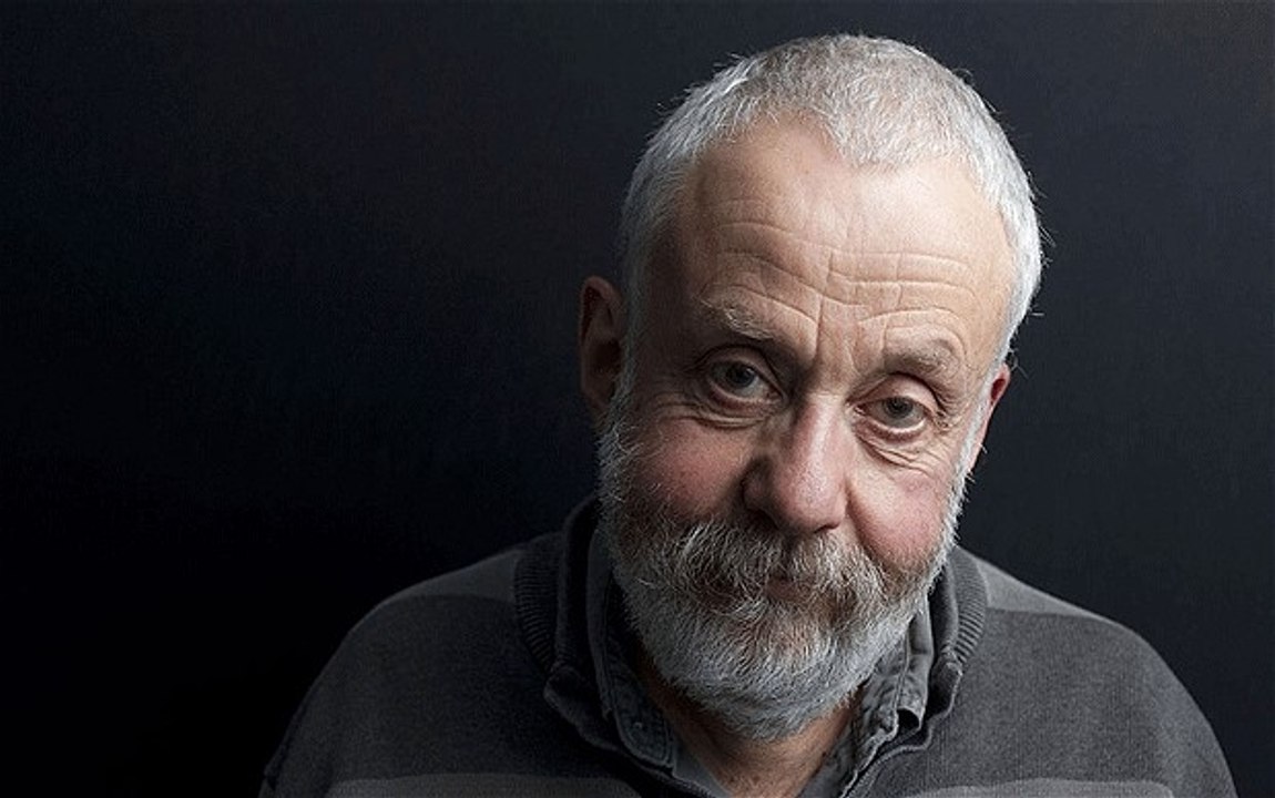 Mike Leigh : 'You can read all the books in the world, but it doesn't make Turner happen in front of the camera'