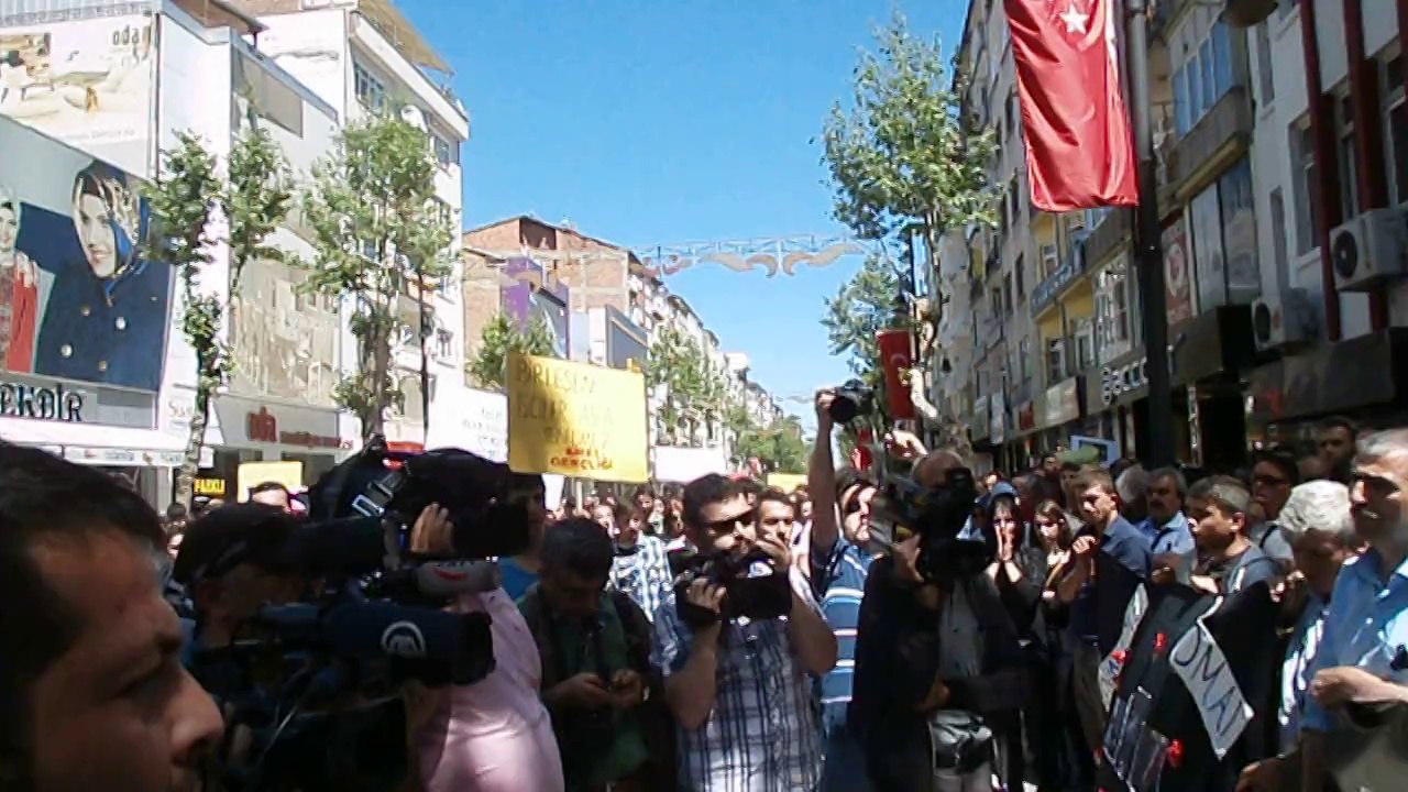 Tarık Kaya:Özelleşince katliamlar arttı-Sultan Kılıç