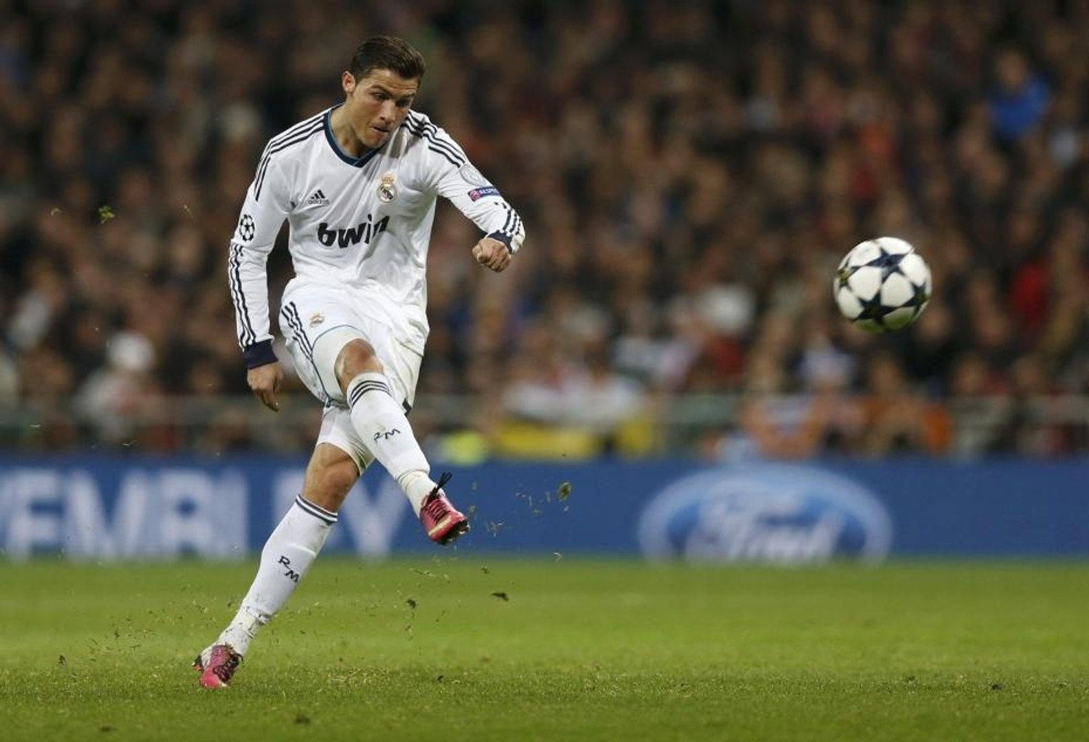 One of The Best Goal of CR7 ! — Hive