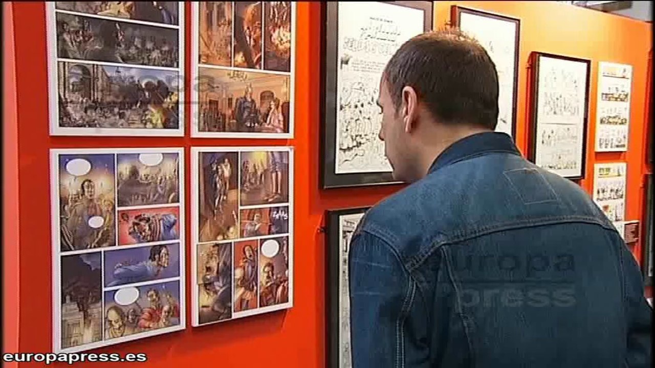 Tanques y soldados en el salón del Cómic