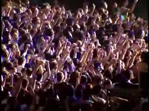 Grup Yorum - Madenciden [BEŞİKTAŞ İnönü Stadı Konserinden]