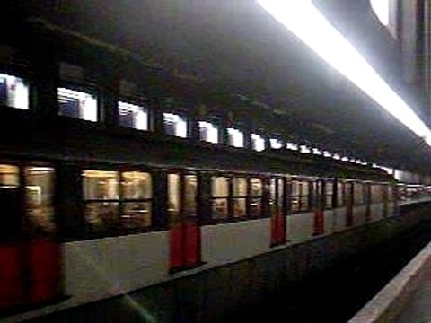 RER A CHARLES DE GAULLE ETOILE (2)