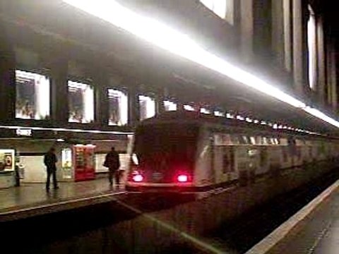 RER A CHARLES DE GAULLE ETOILE