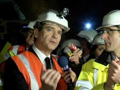 Patriotisme économique: Valls et Montebourg ont-ils raison? - 16/05