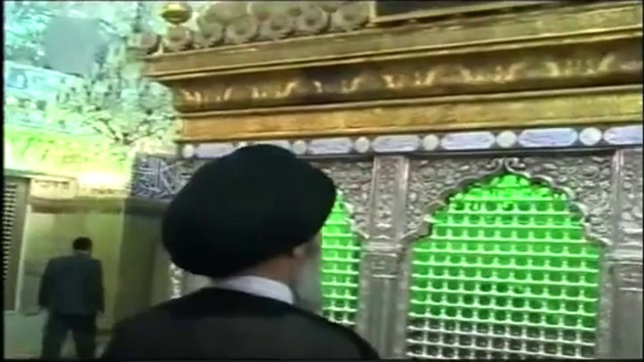 Very rare footage - Ayatollah Sayed Baqir al-Hakeem (ra) in Imam Ali Shrine