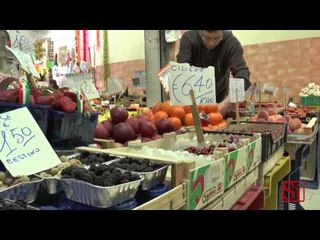 Napoli - La crisi nel mercatino di Antignano (15.05.14)