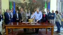 Roma - Electrolux: la firma degli accordi a Palazzo Chigi (15.05.14)