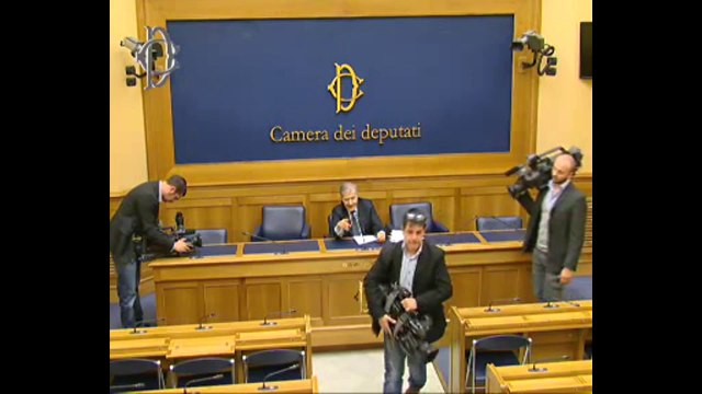 Roma - Ucraina - Conferenza stampa di Fabrizio Cicchitto (15.05.14)