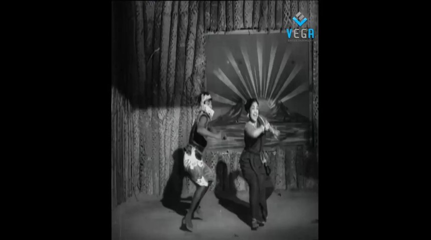 Deivam Pesuma Movie Songs - Kanne Vaadi Song