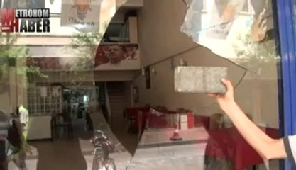 Akhisar Ak Partiye saldırı