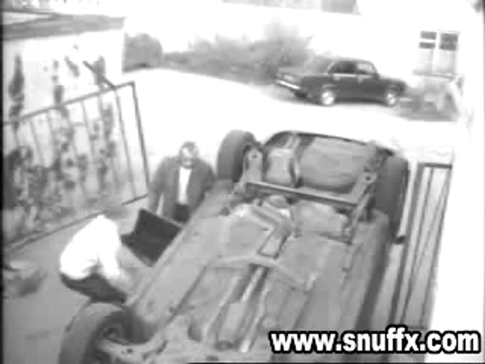 La femme a regis conduit sa caisse