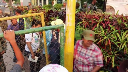 Télécharger la video: Campesinos hondureños piden mejoras