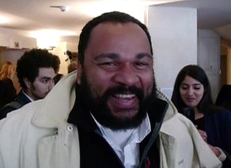 Dieudonné et ses soutiens perturbent une audience - ZAPPING ACTU DU 16/05/2014