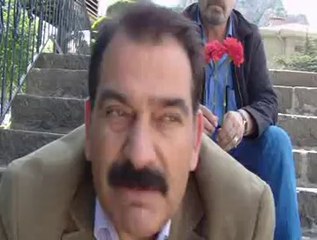 GAZETECİLERDEN OTURMA EYLEMİ !