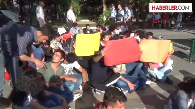 Adıyaman'da 'Ölen Maden İşçileri' İçin Oturma Eylemi