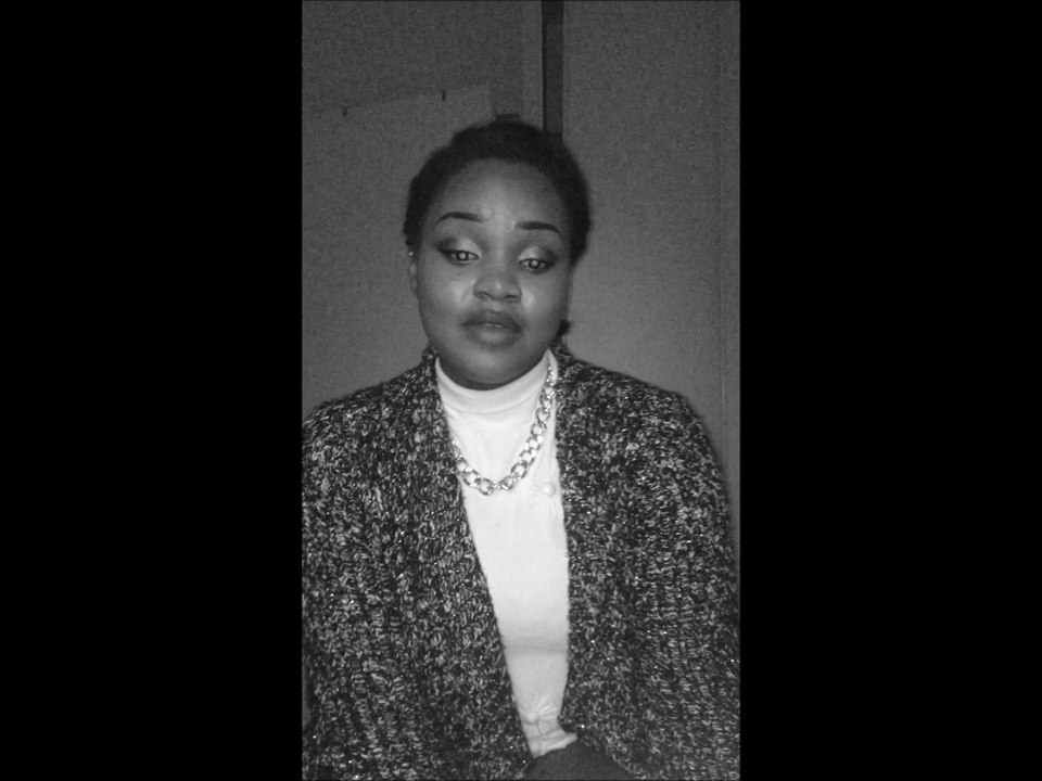 Stromae-Papaoutaî covered by Sheila.
