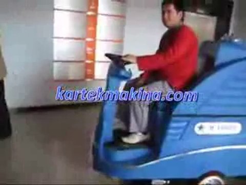 zemin temizleme makinası binilebilir.mpg