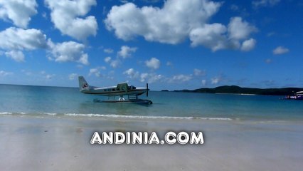 Despegando en la playa más blanca del mundo - Taking off to the whitest beach worldwide - Decolando na praia mais branca do mundo