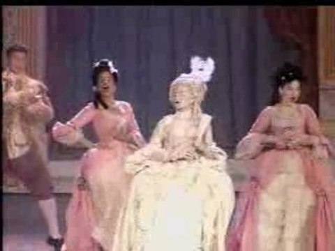 Madonna - 1990 MTV Vogue